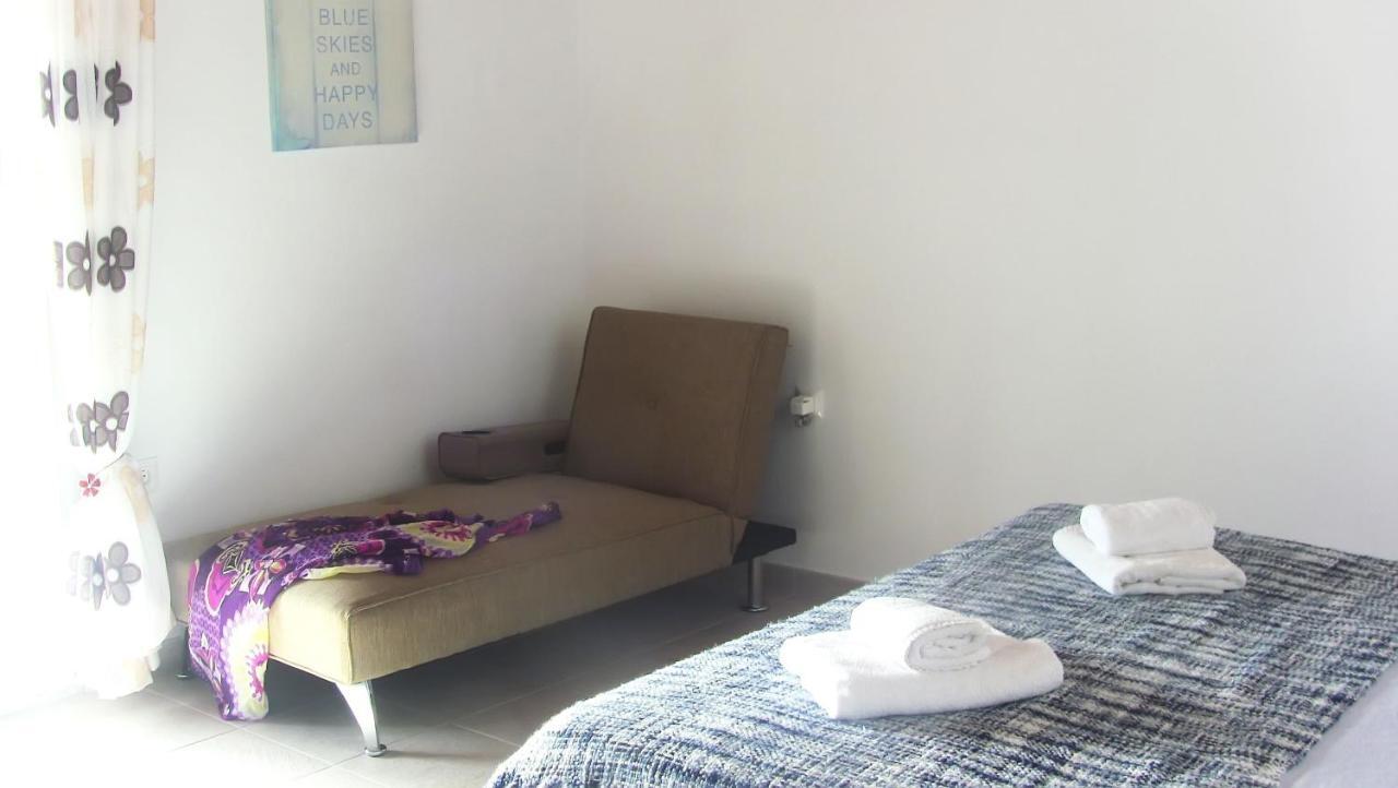 Sunshine Sea View Apartment Kalámi Eksteriør bilde