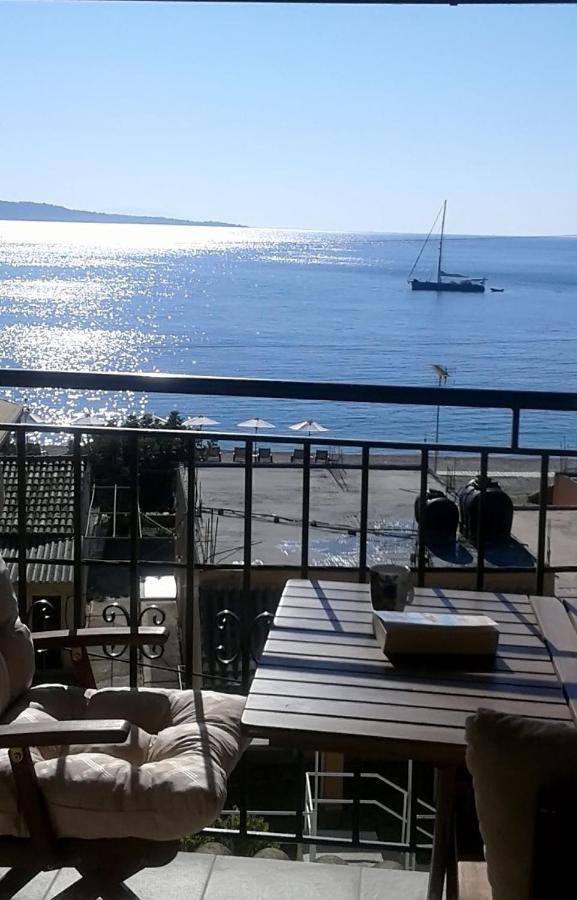 Sunshine Sea View Apartment Kalámi Eksteriør bilde